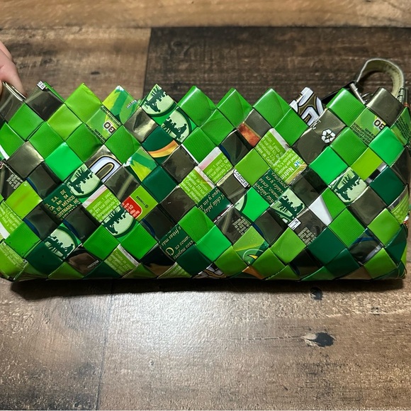 Nahui Ollin Green Wrapper Wristlet - Picture 4 of 8